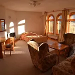 Family Silver Hotel 2*